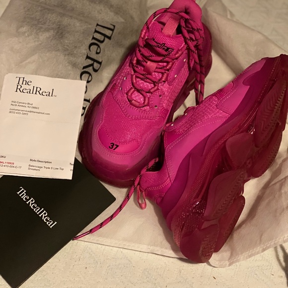 HOT PINK BALENCIAGA SNEAKERS - Picture 2 of 6
